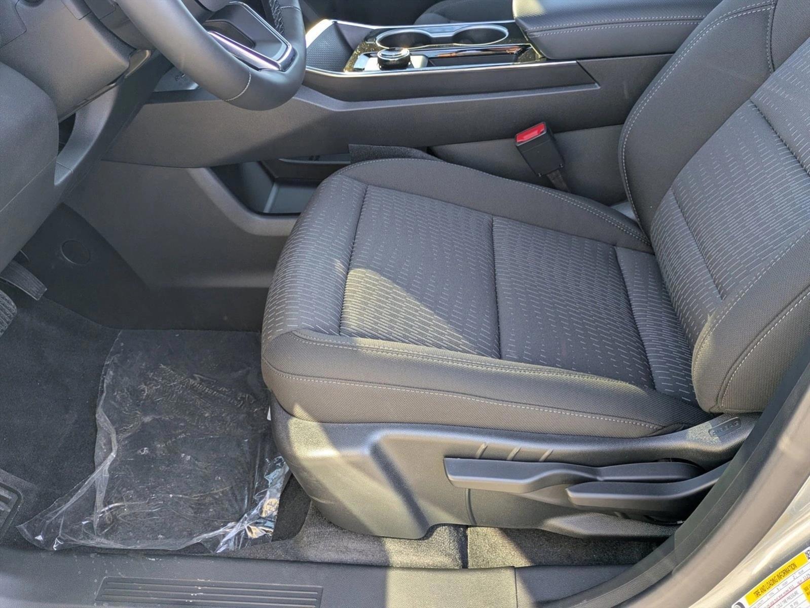 Thumbnail: 2026 Chevrolet Equinox - 5