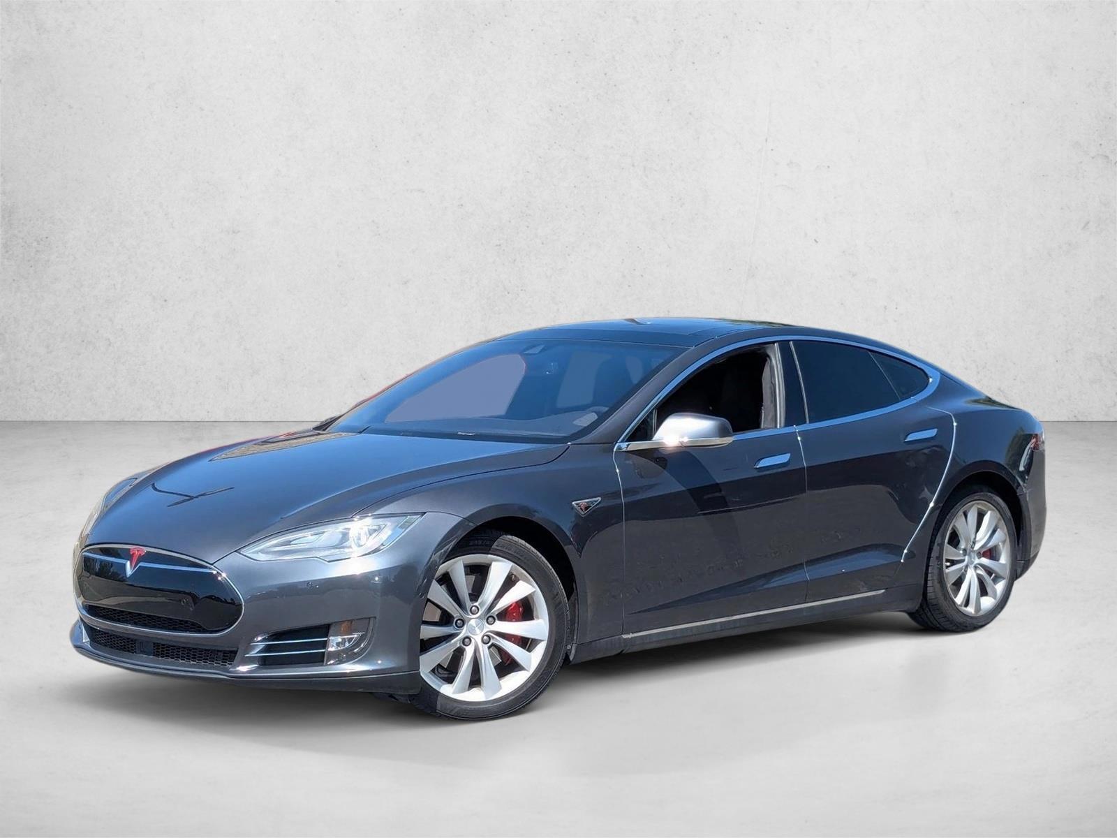 Thumbnail: 2015 Tesla Model S - 1