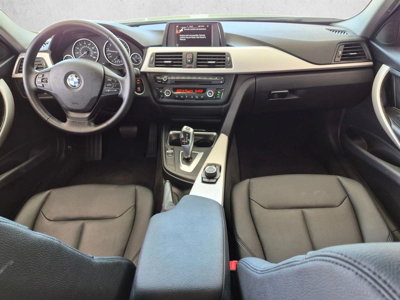 Thumbnail: 2015 BMW 3 Series - 4