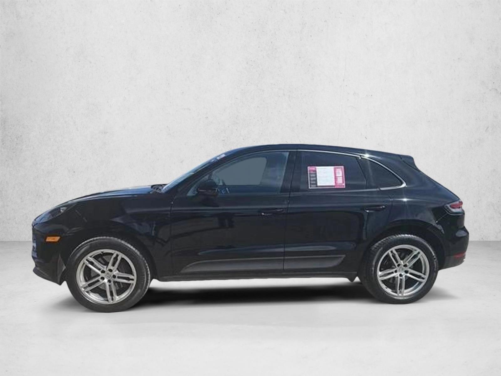 Thumbnail: 2021 Porsche Macan - 2