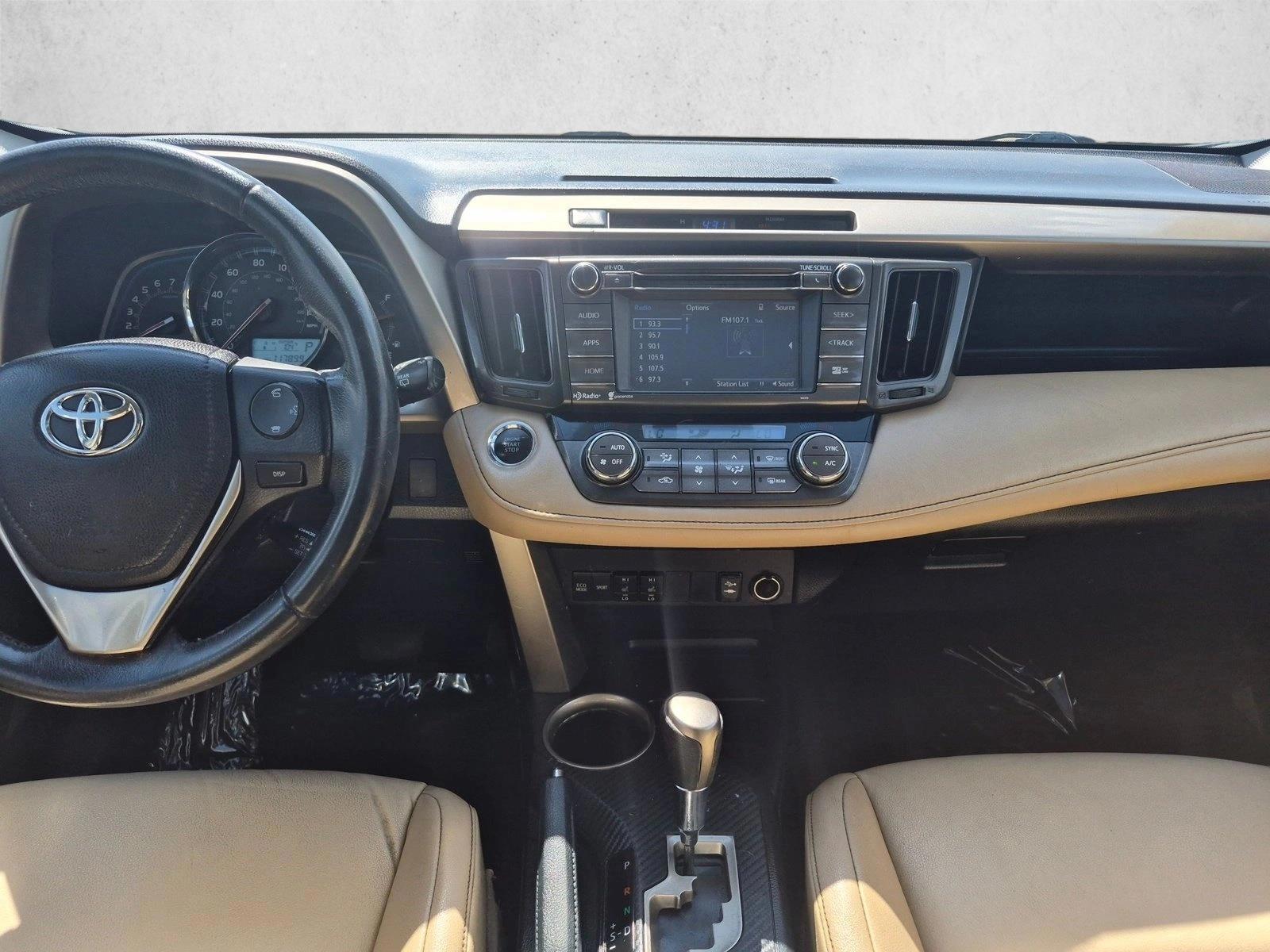 Thumbnail: 2015 Toyota RAV4 - 4