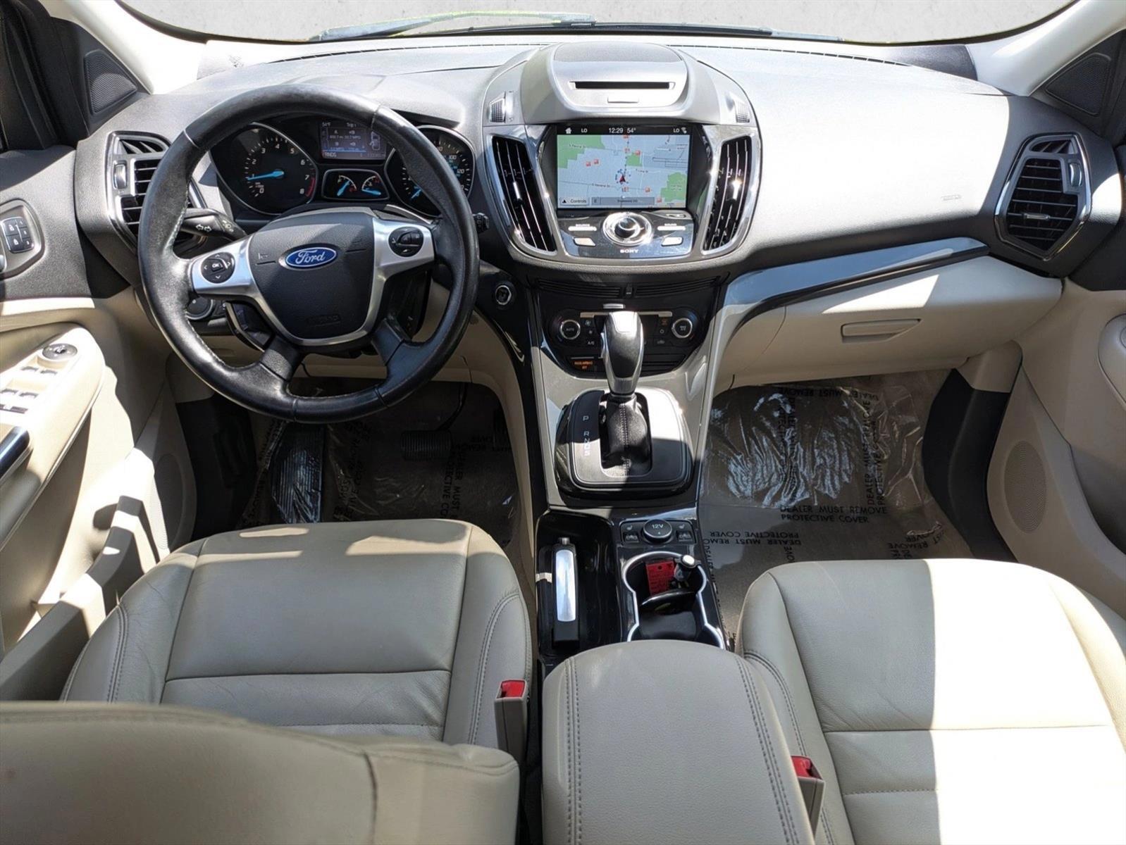 Thumbnail: 2016 Ford Escape - 3
