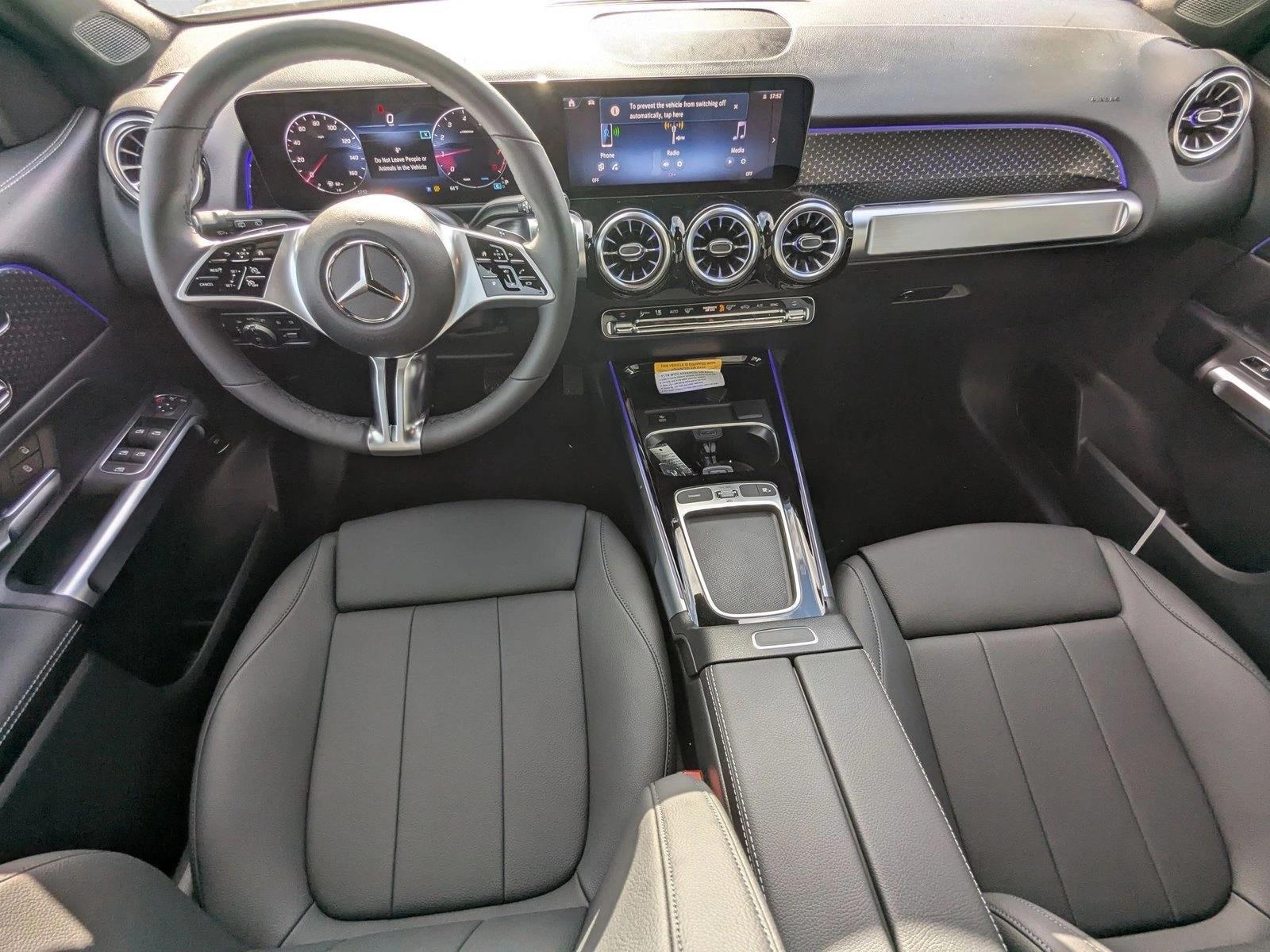 Thumbnail: 2026 Mercedes-Benz GLB - 3