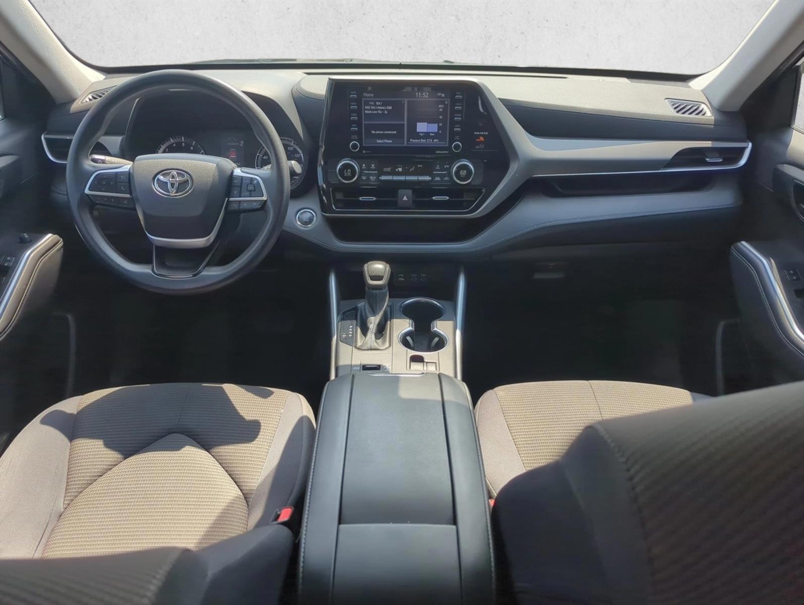 Thumbnail: 2022 Toyota Highlander - 2