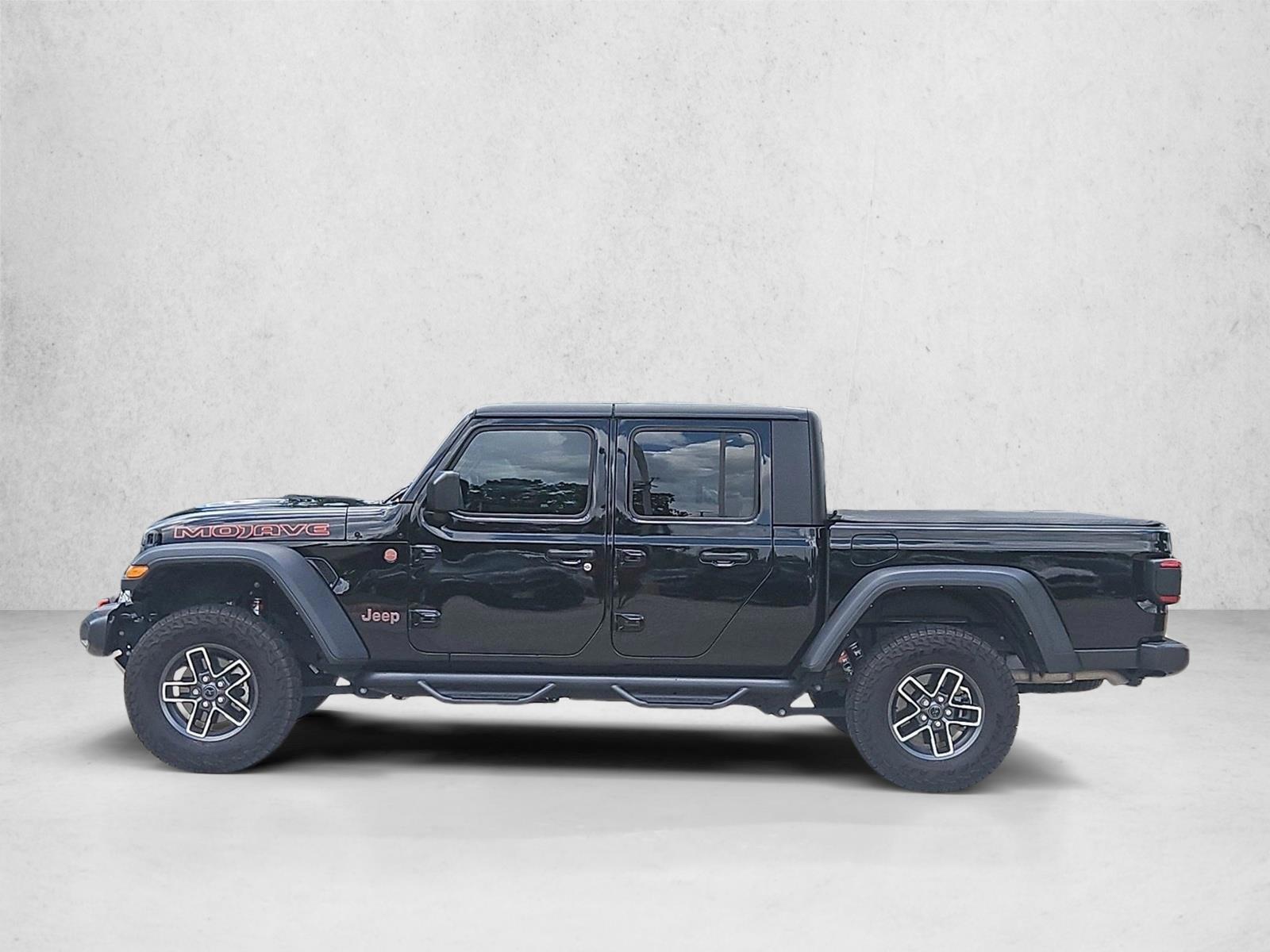 Thumbnail: 2024 Jeep Gladiator - 2