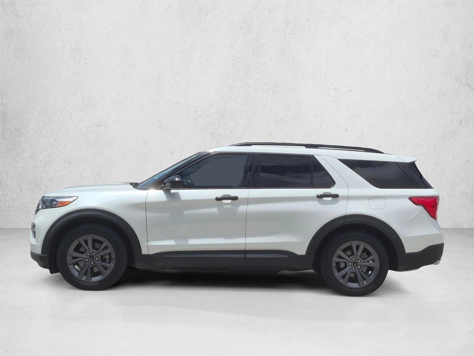Thumbnail: 2022 Ford Explorer - 2
