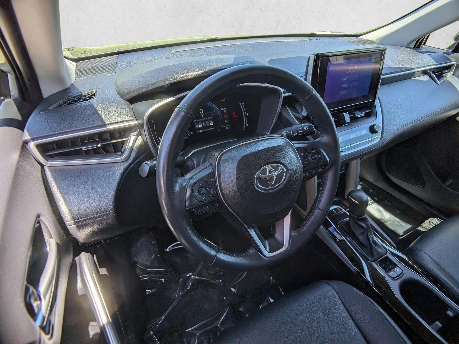 Thumbnail: 2023 Toyota Corolla Cross - 3