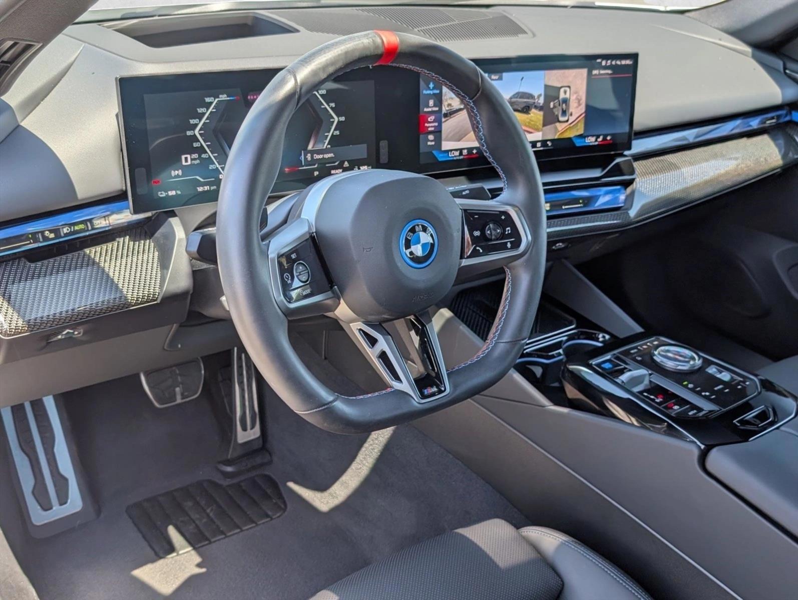 Thumbnail: 2025 BMW i5 - 3