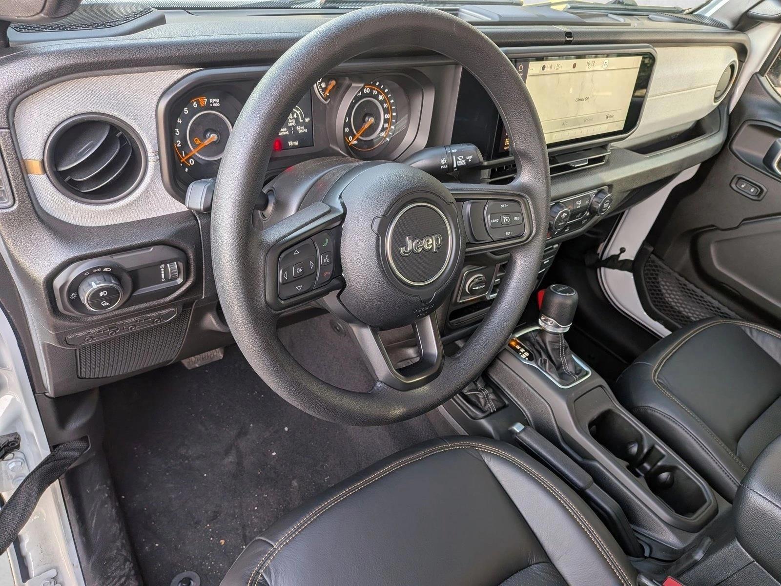 Thumbnail: 2026 Jeep Gladiator - 3