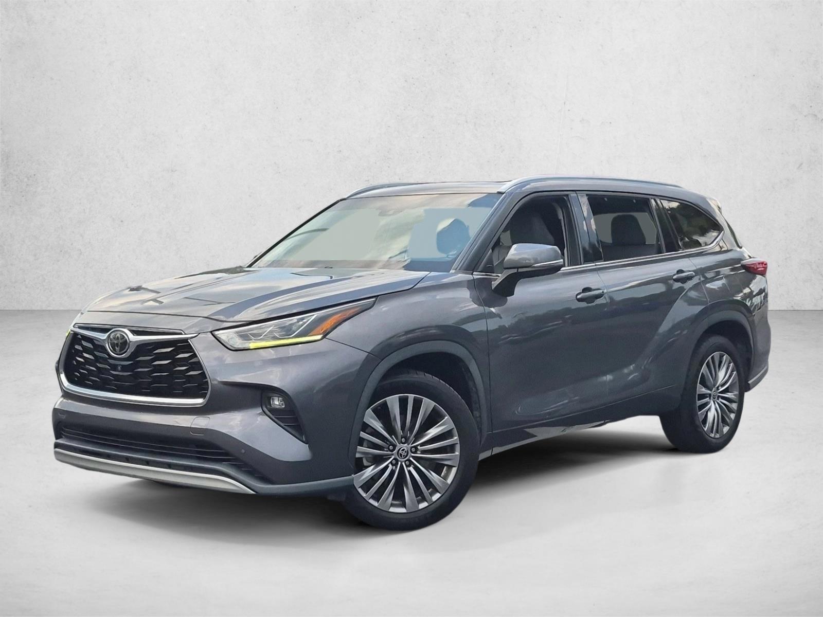 Thumbnail: 2021 Toyota Highlander - 1