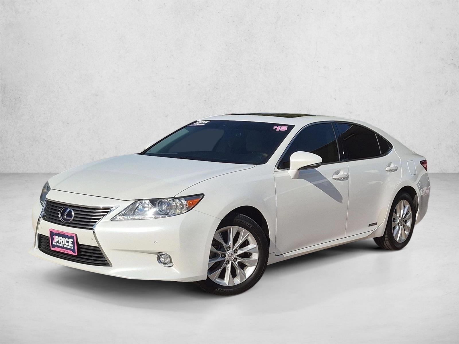 2015 Lexus ES