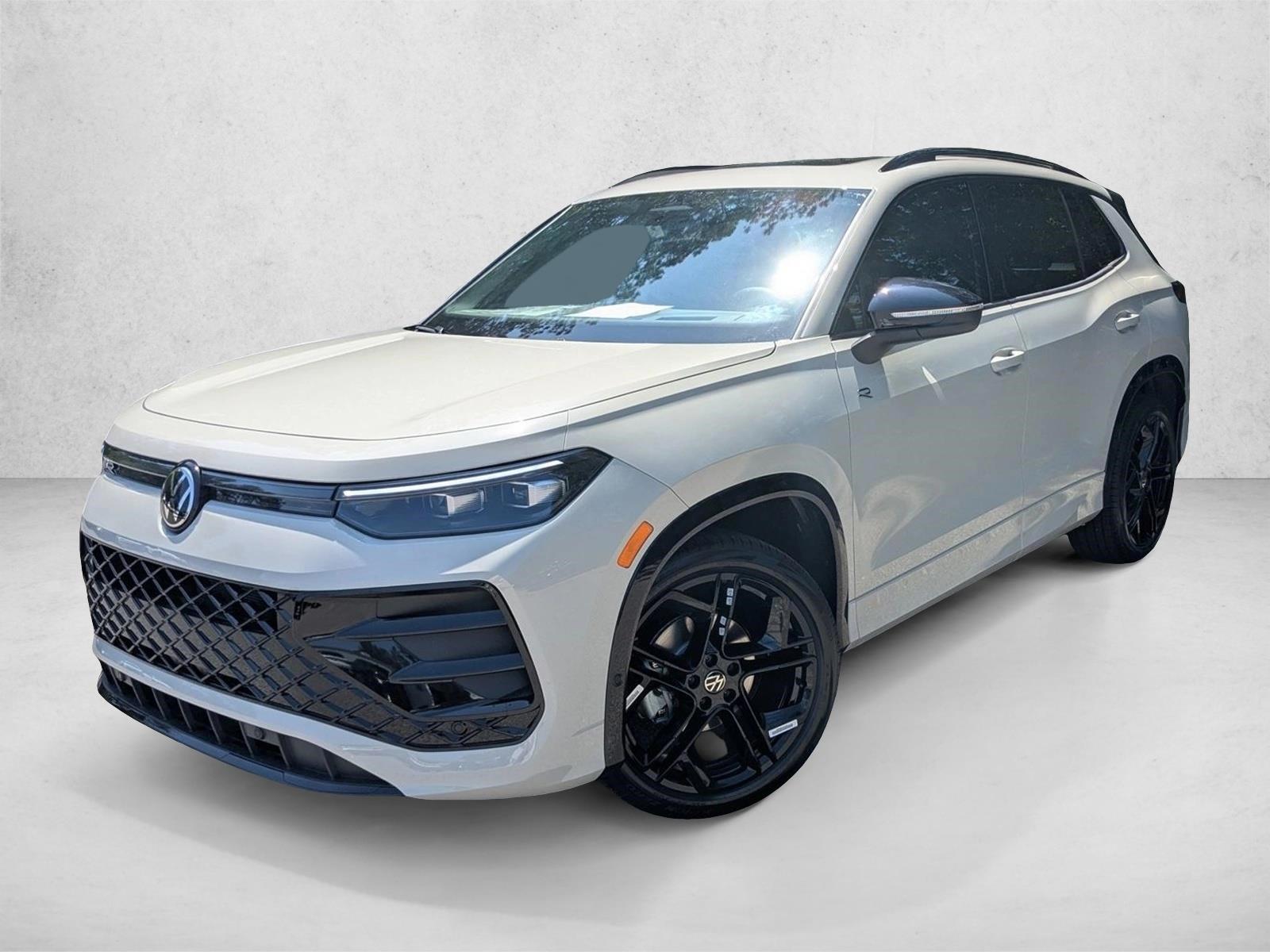 Thumbnail: 2026 Volkswagen Tiguan - 1