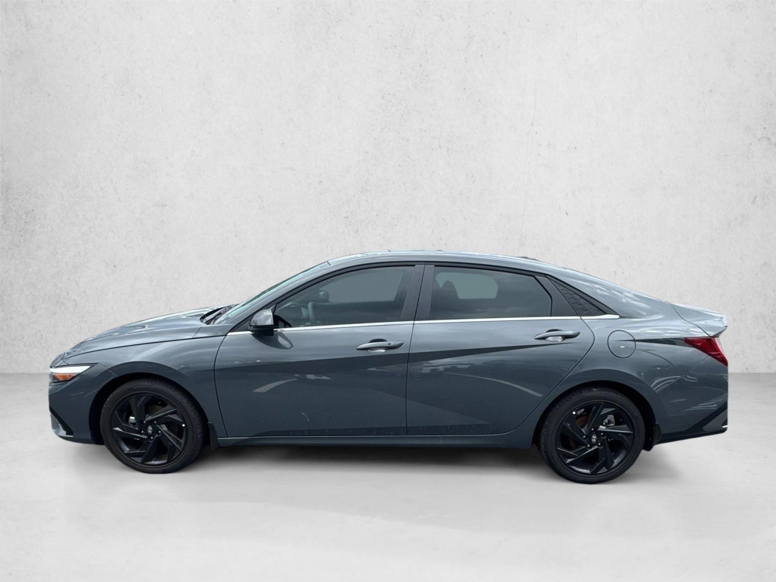 Thumbnail: 2026 Hyundai Elantra - 2