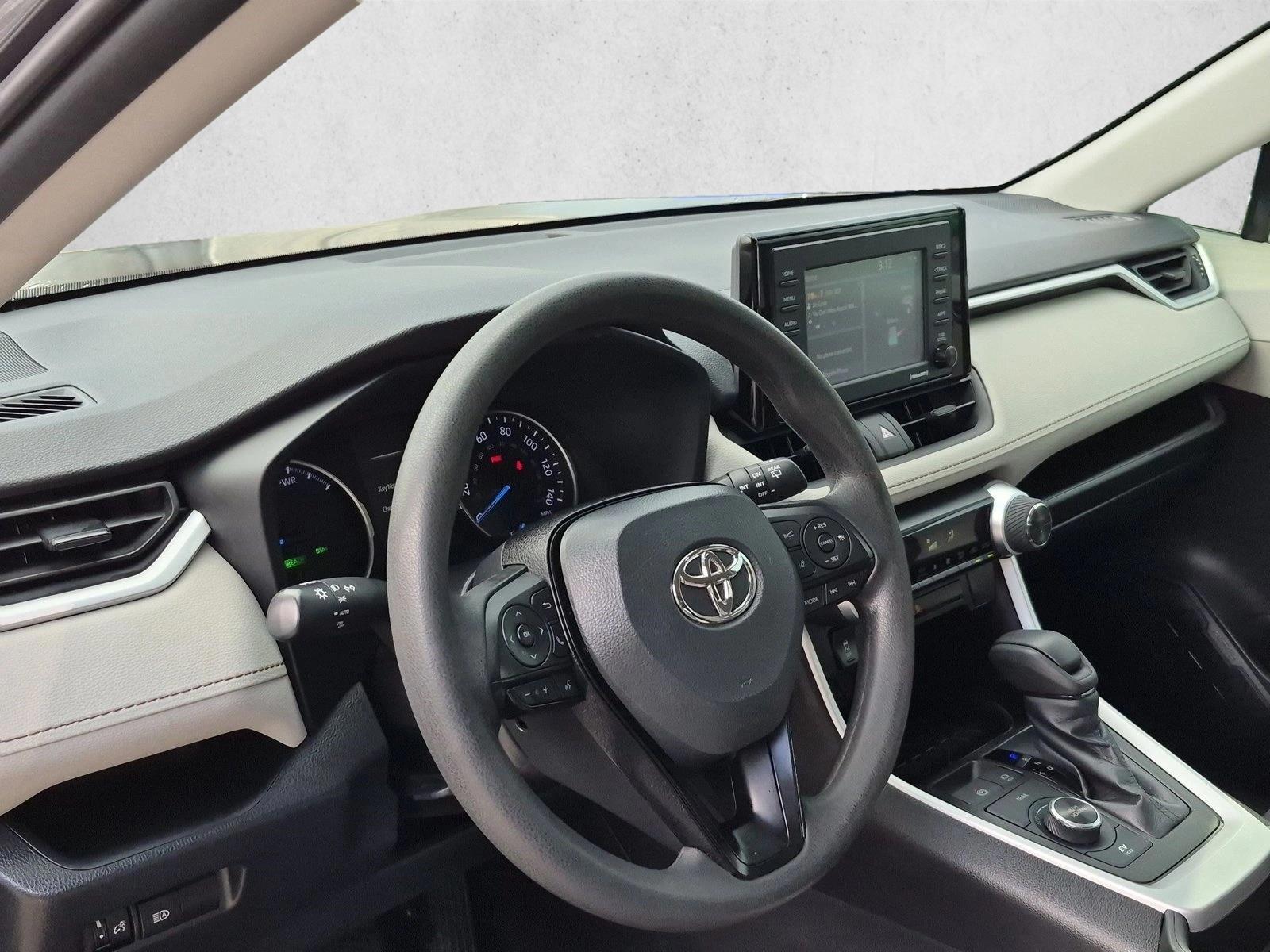 Thumbnail: 2022 Toyota RAV4 - 3