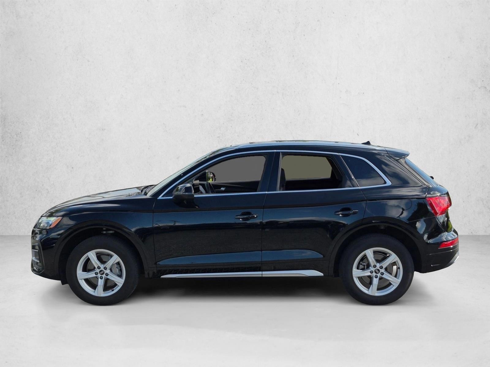 Thumbnail: 2023 Audi Q5 - 2