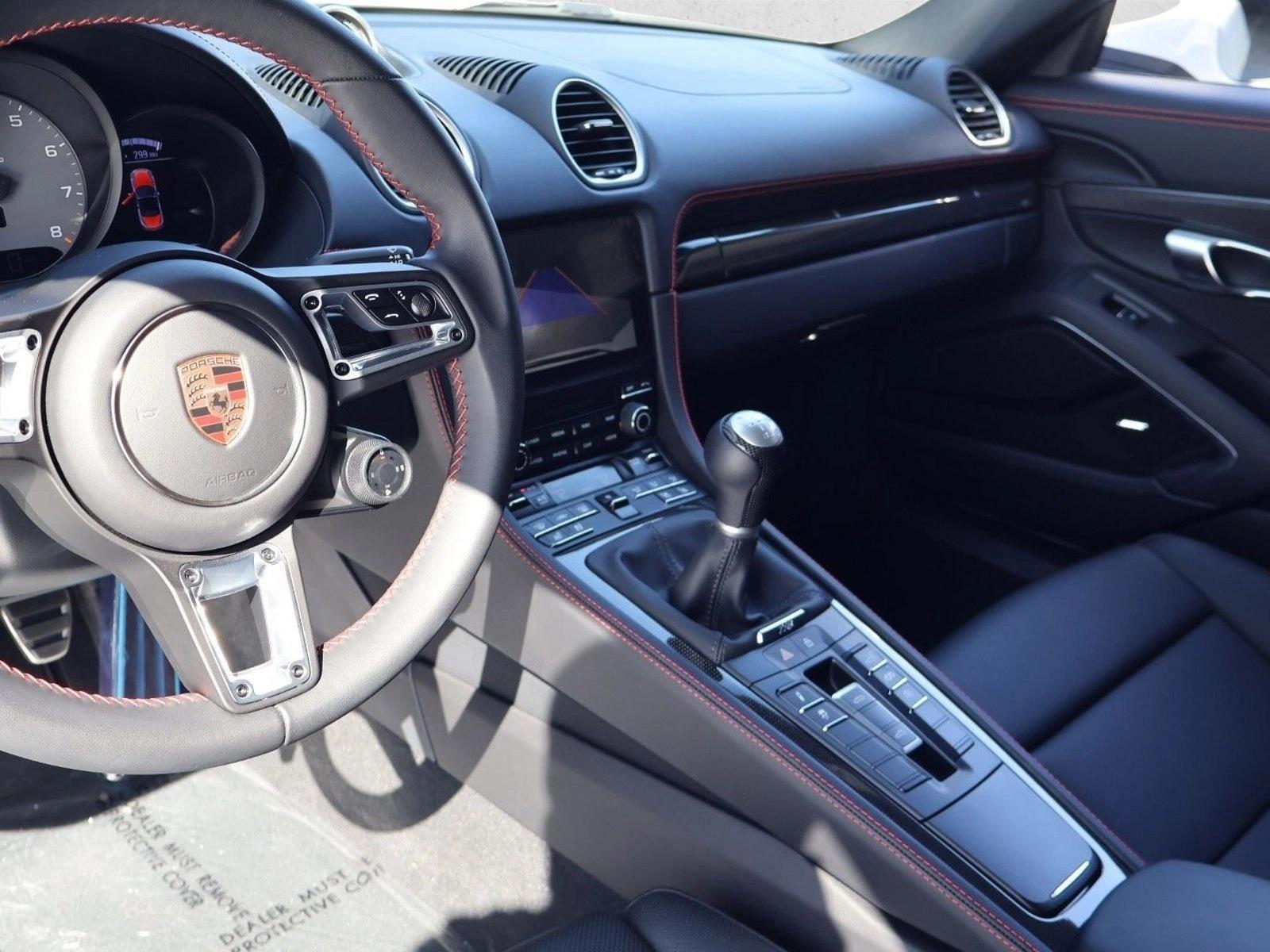 Thumbnail: 2025 Porsche 718 Boxster - 4
