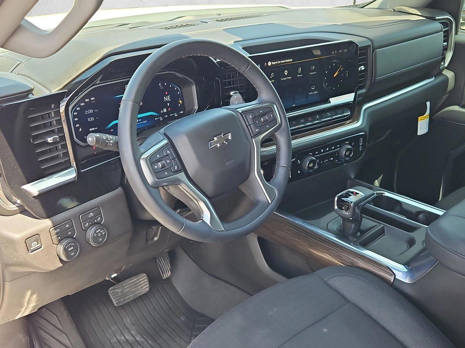 Thumbnail: 2026 Chevrolet Silverado 1500 - 3