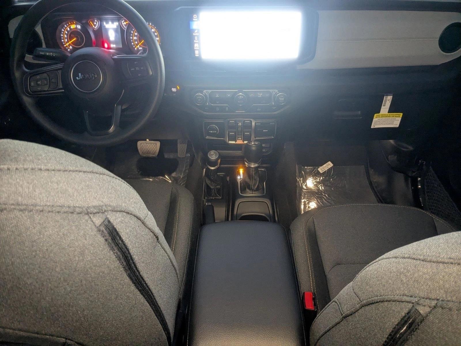 Thumbnail: 2026 Jeep Wrangler - 3