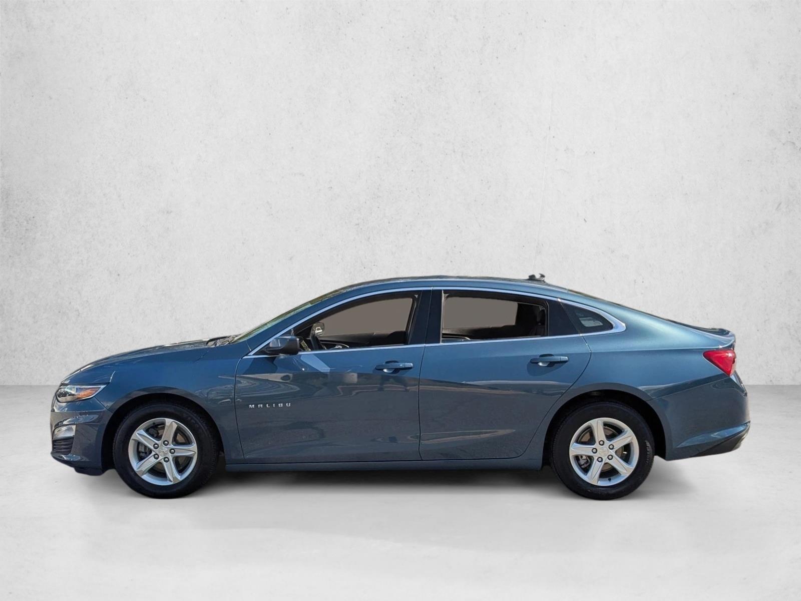 Thumbnail: 2024 Chevrolet Malibu - 2