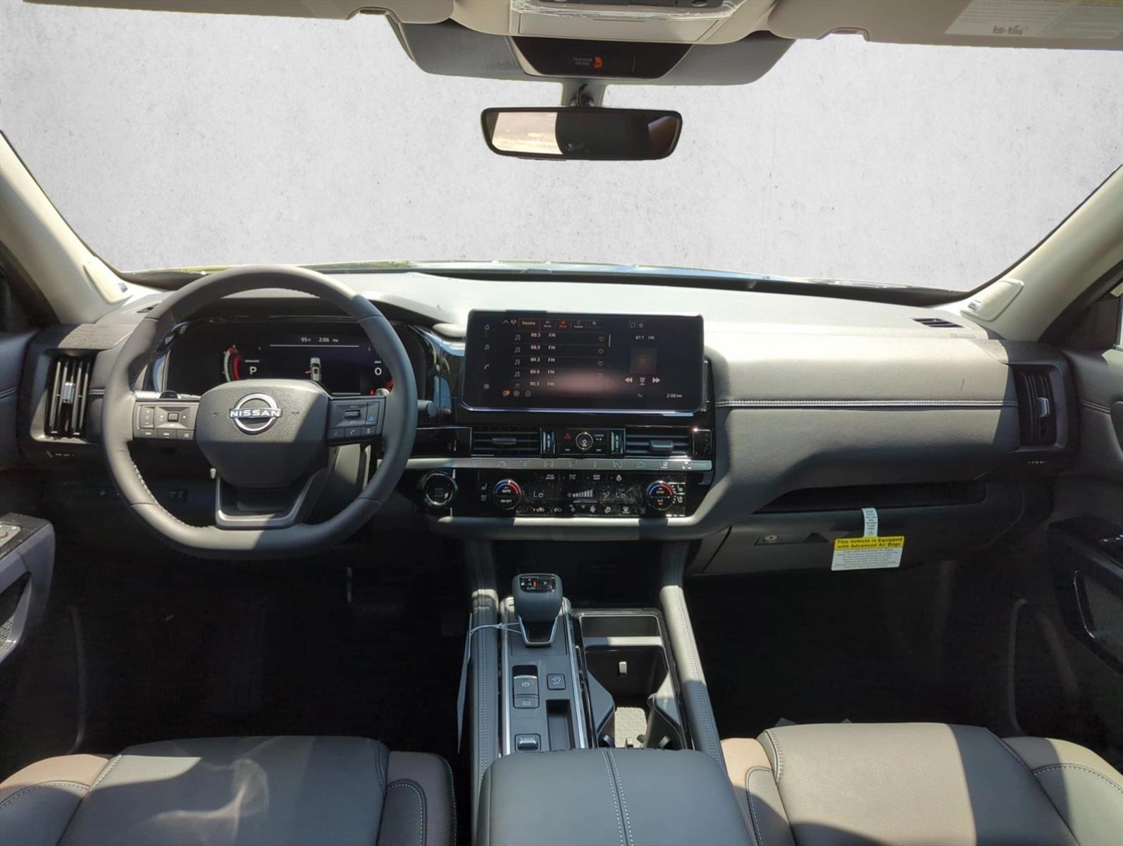 Thumbnail: 2026 Nissan Pathfinder - 2