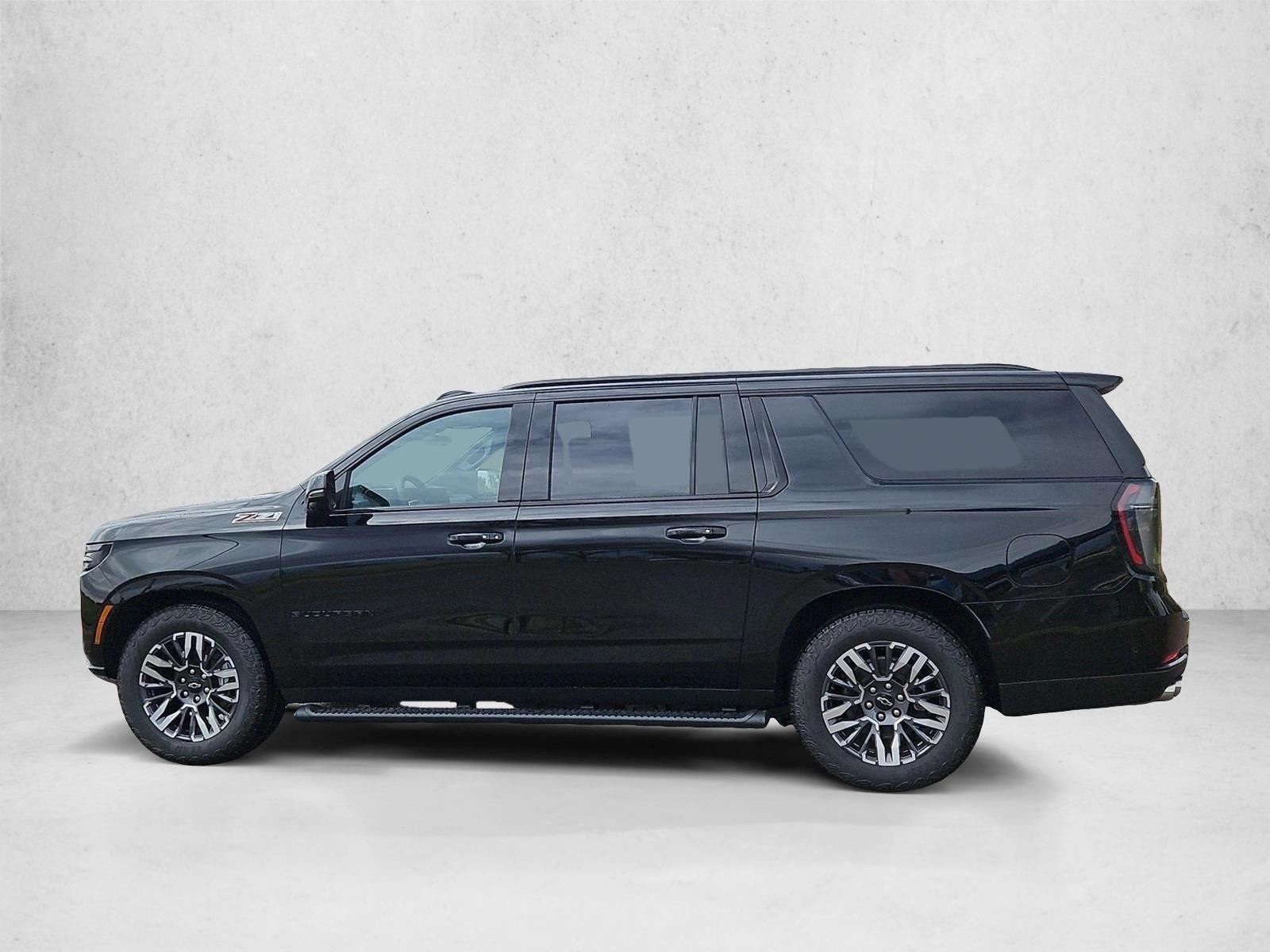 Thumbnail: 2027 Chevrolet Suburban - 2