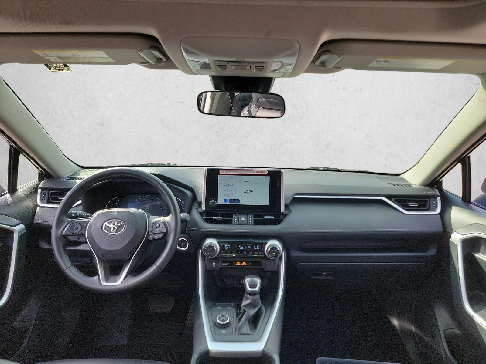Thumbnail: 2025 Toyota RAV4 - 3