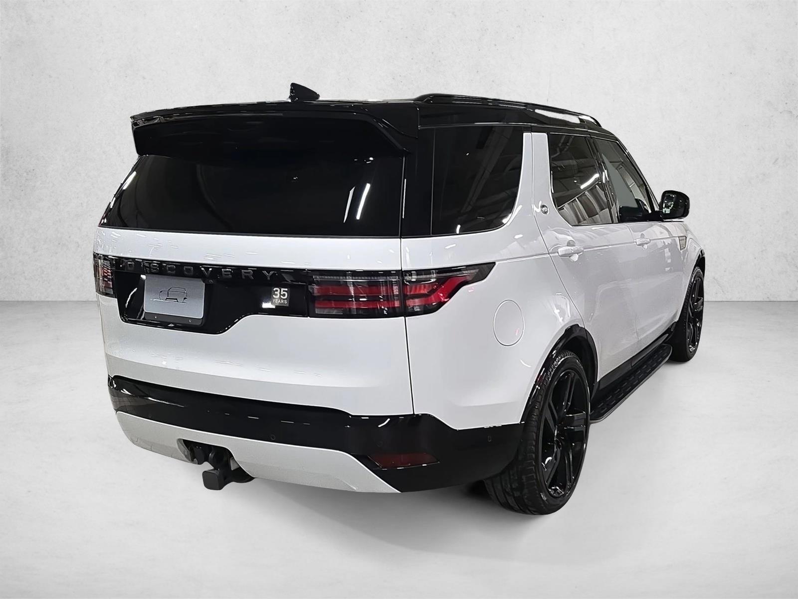 2025 Land Rover Discovery Dynamic SE - Photo 5