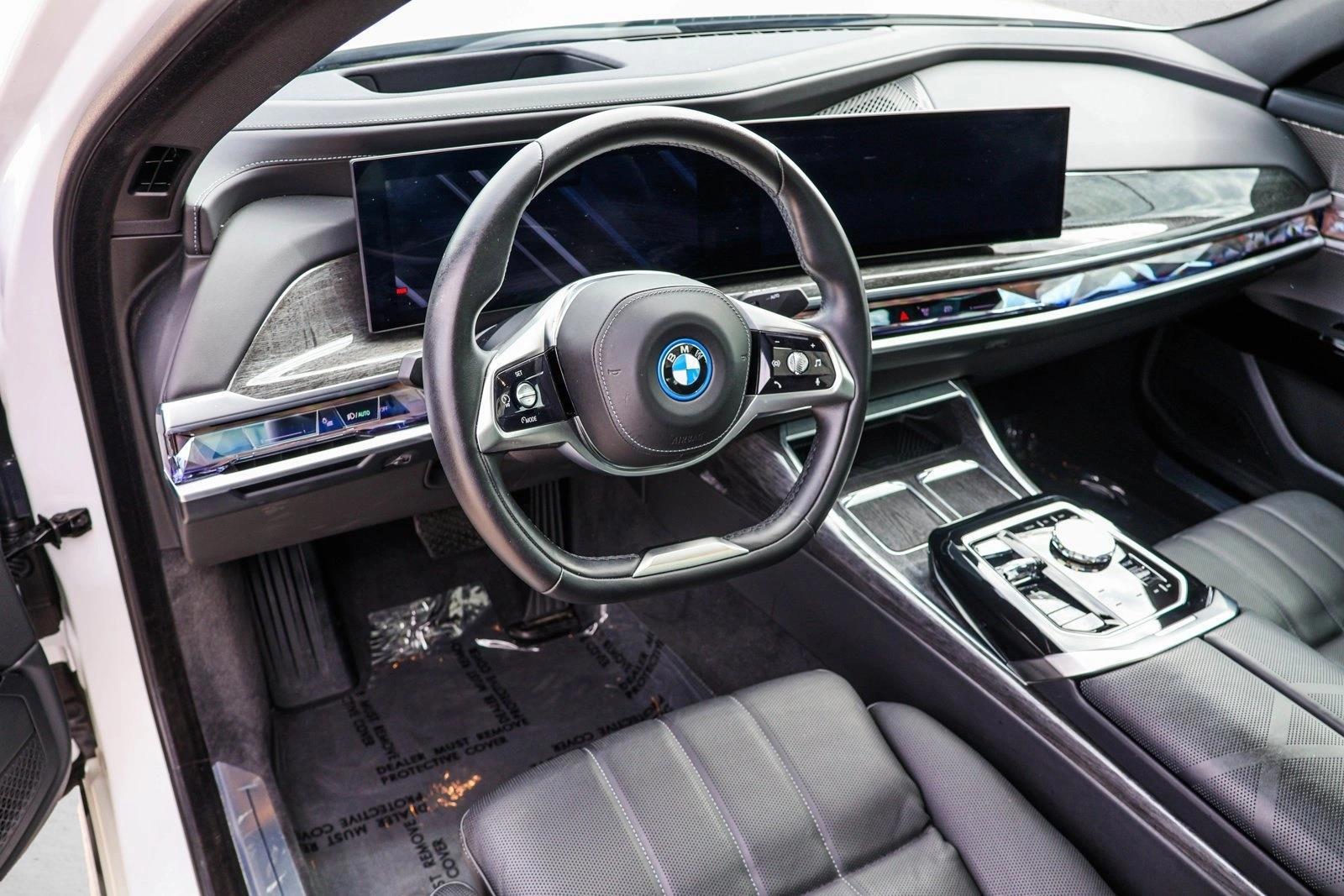 Thumbnail: 2024 BMW i7 - 3