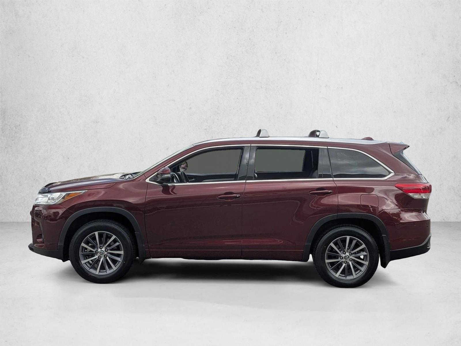 Thumbnail: 2017 Toyota Highlander - 2
