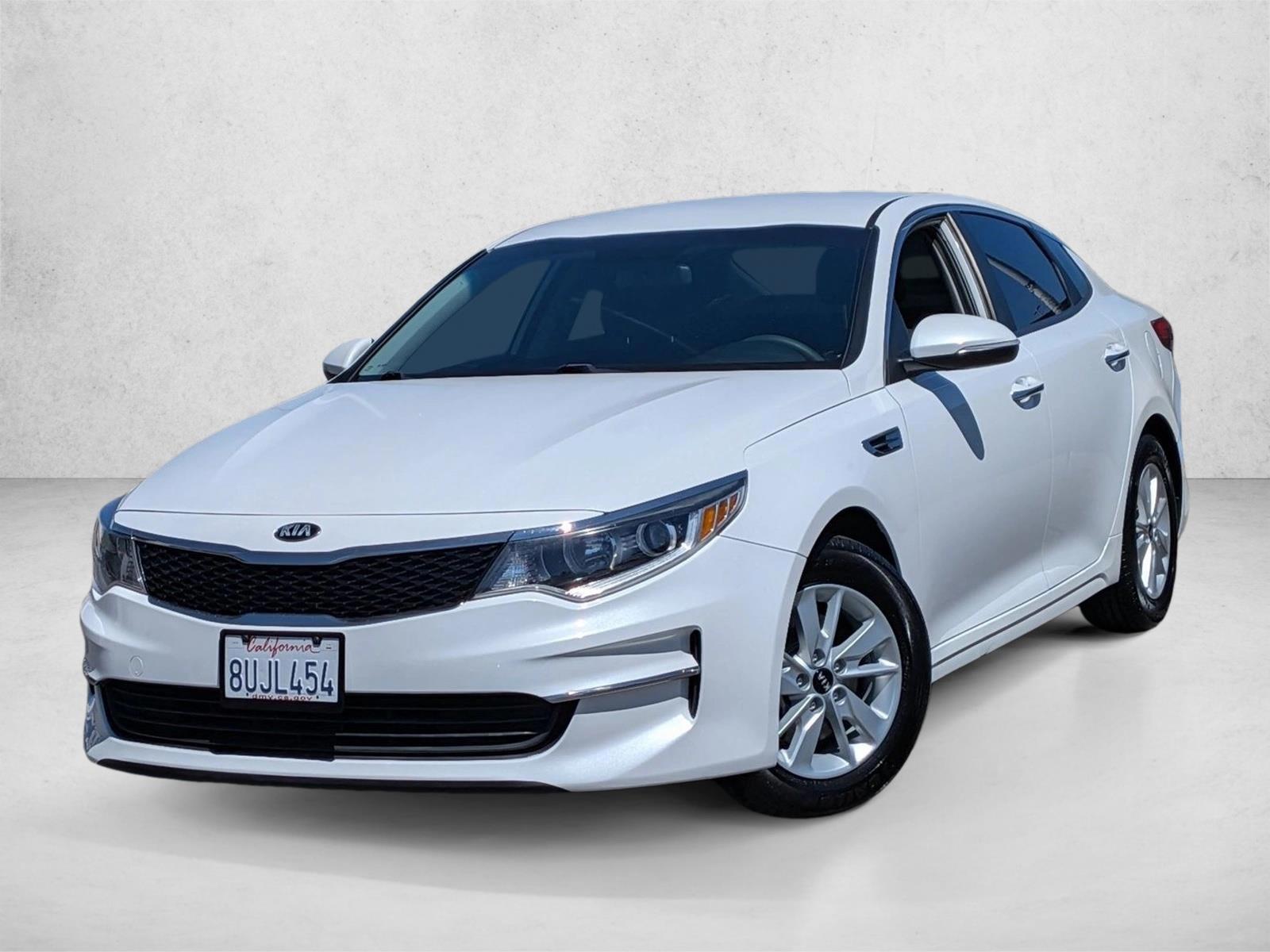 Thumbnail: 2016 Kia Optima - 1
