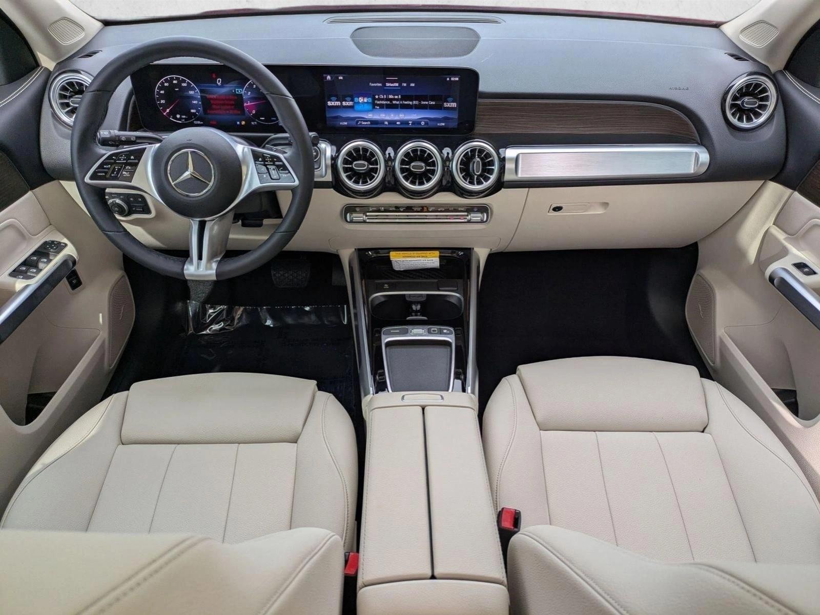 Thumbnail: 2026 Mercedes-Benz GLB - 3