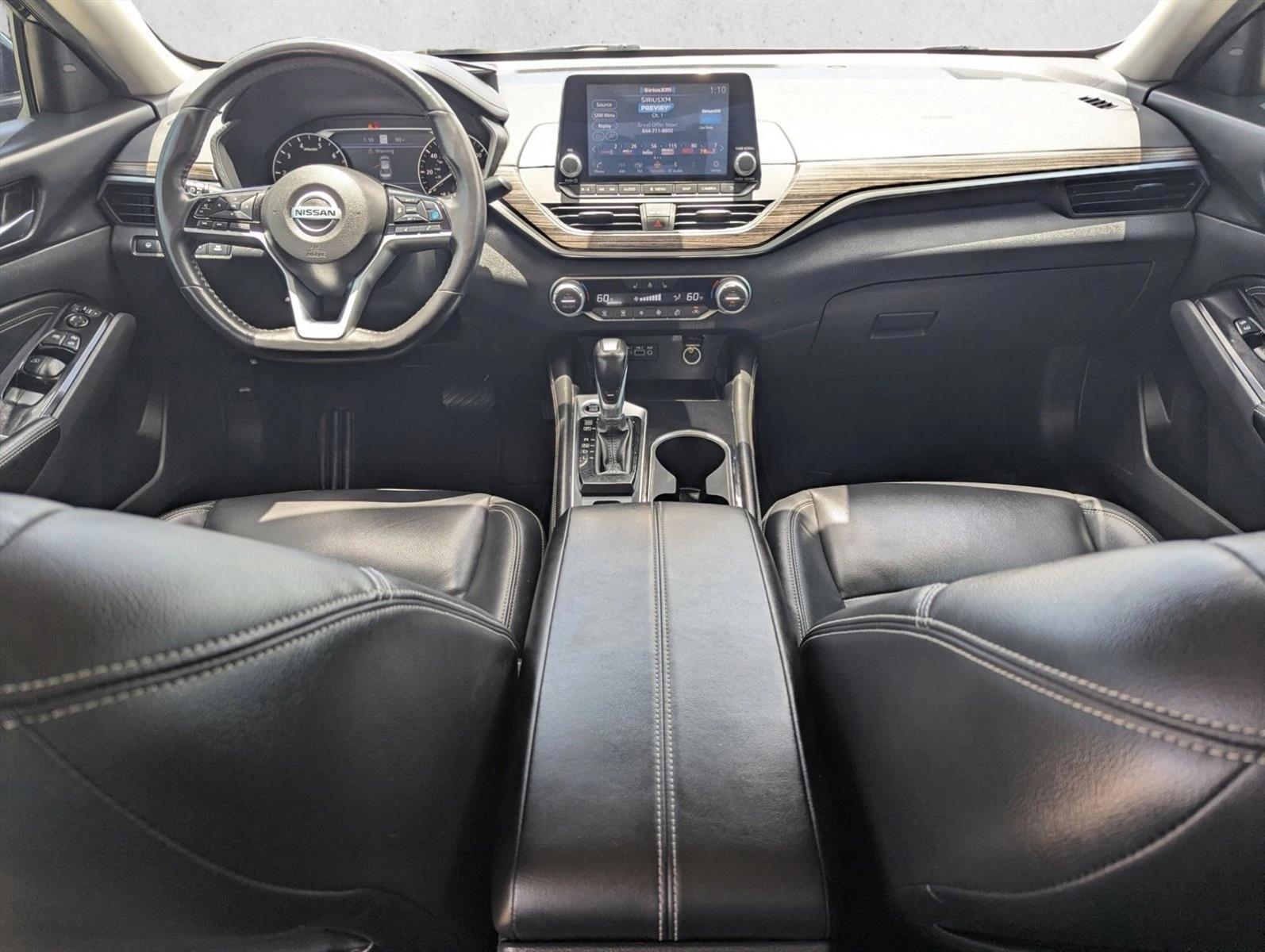 Thumbnail: 2022 Nissan Altima - 3