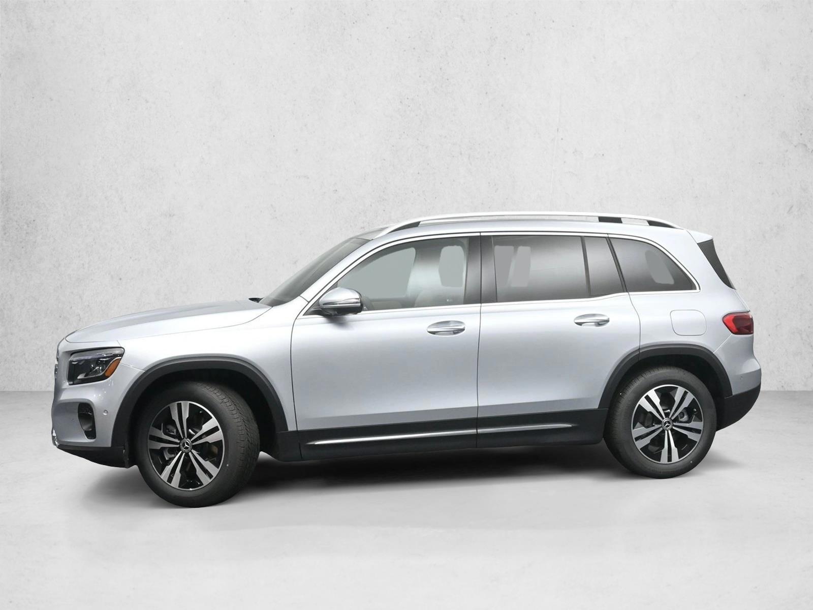 Thumbnail: 2026 Mercedes-Benz GLB - 2