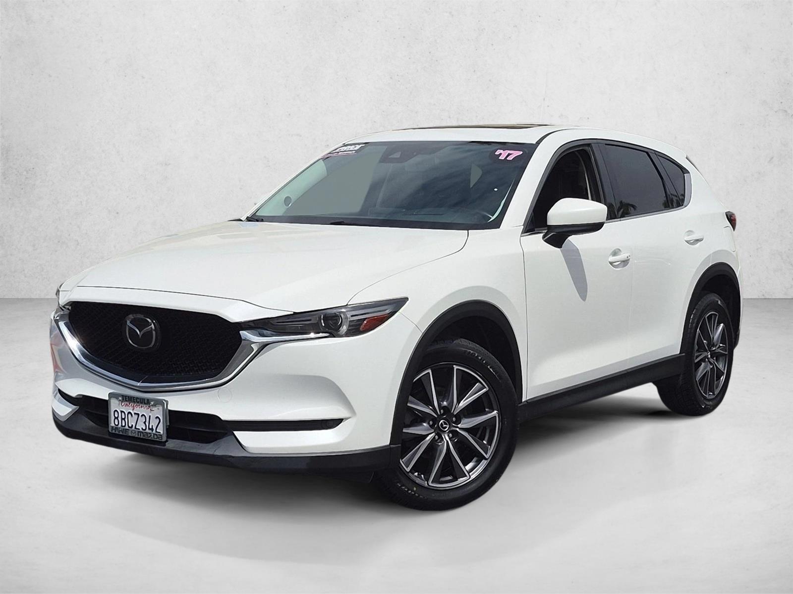 2017 Mazda CX-5 Grand Touring auto's photo