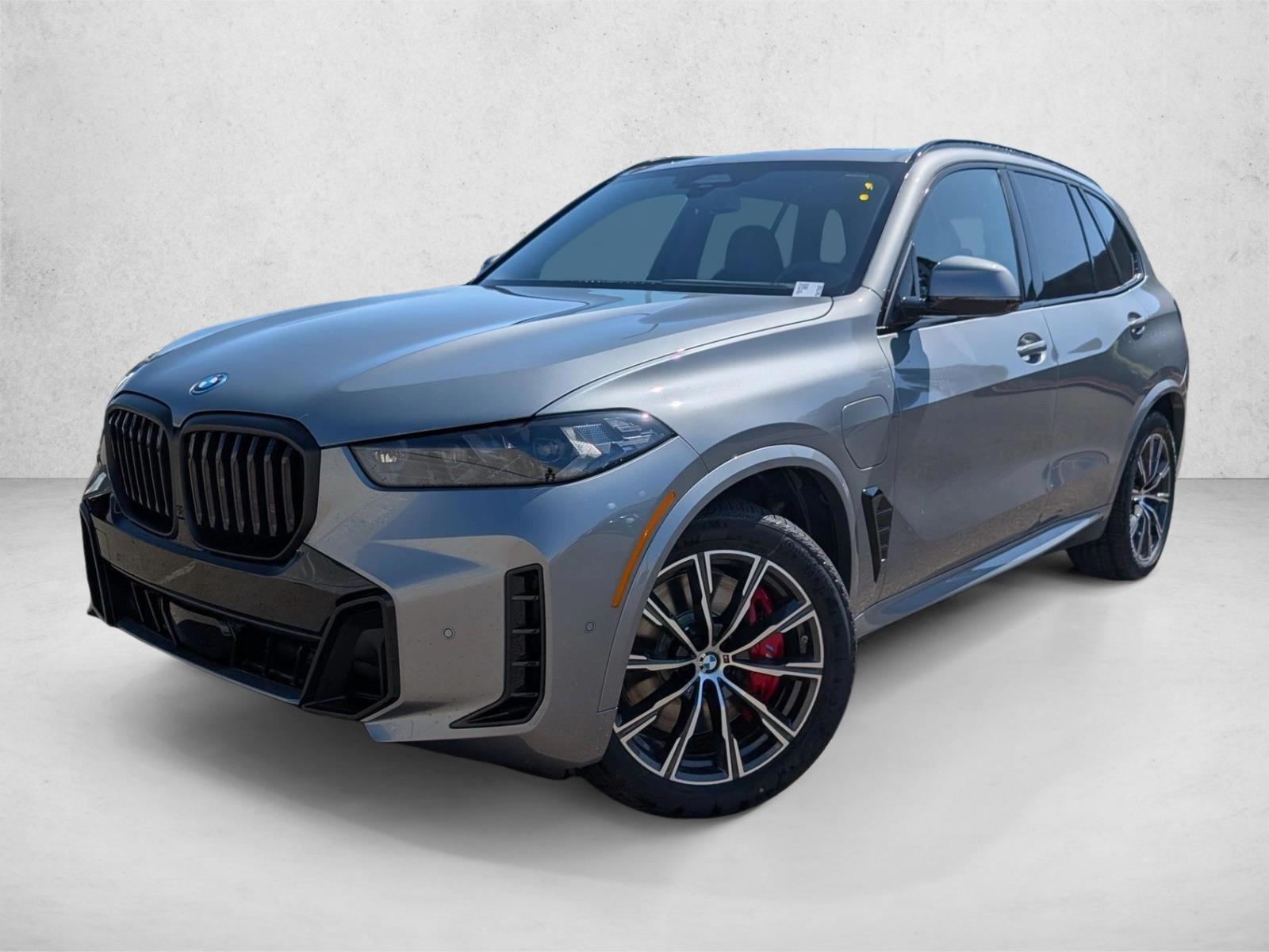 Thumbnail: 2026 BMW X5 - 1