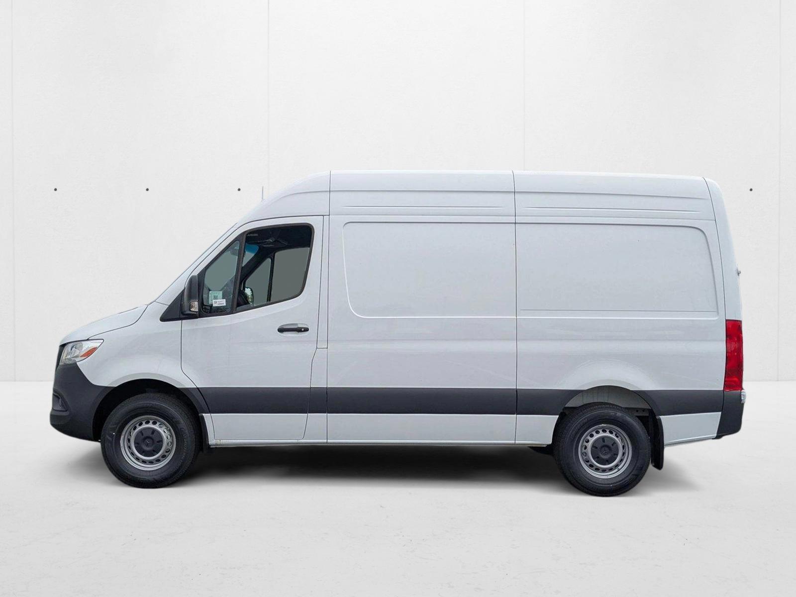 Thumbnail: 2025 Mercedes-Benz Sprinter - 2