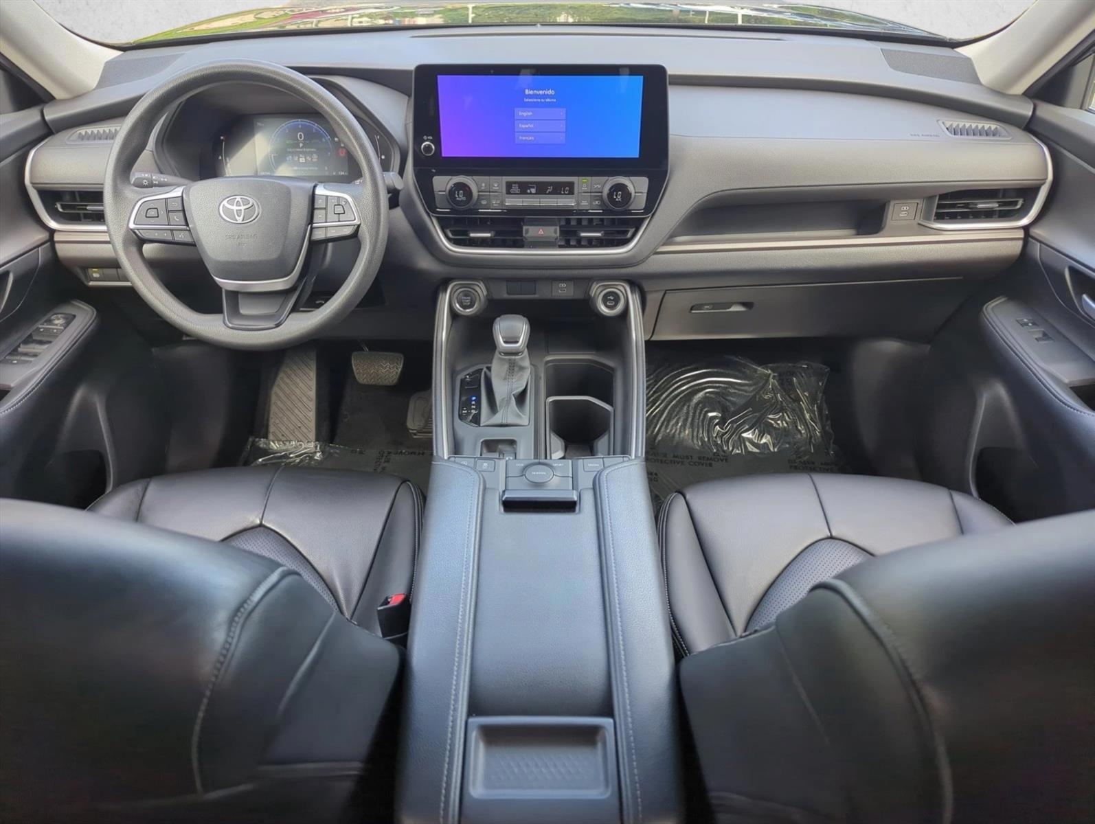 Thumbnail: 2025 Toyota Grand Highlander - 2