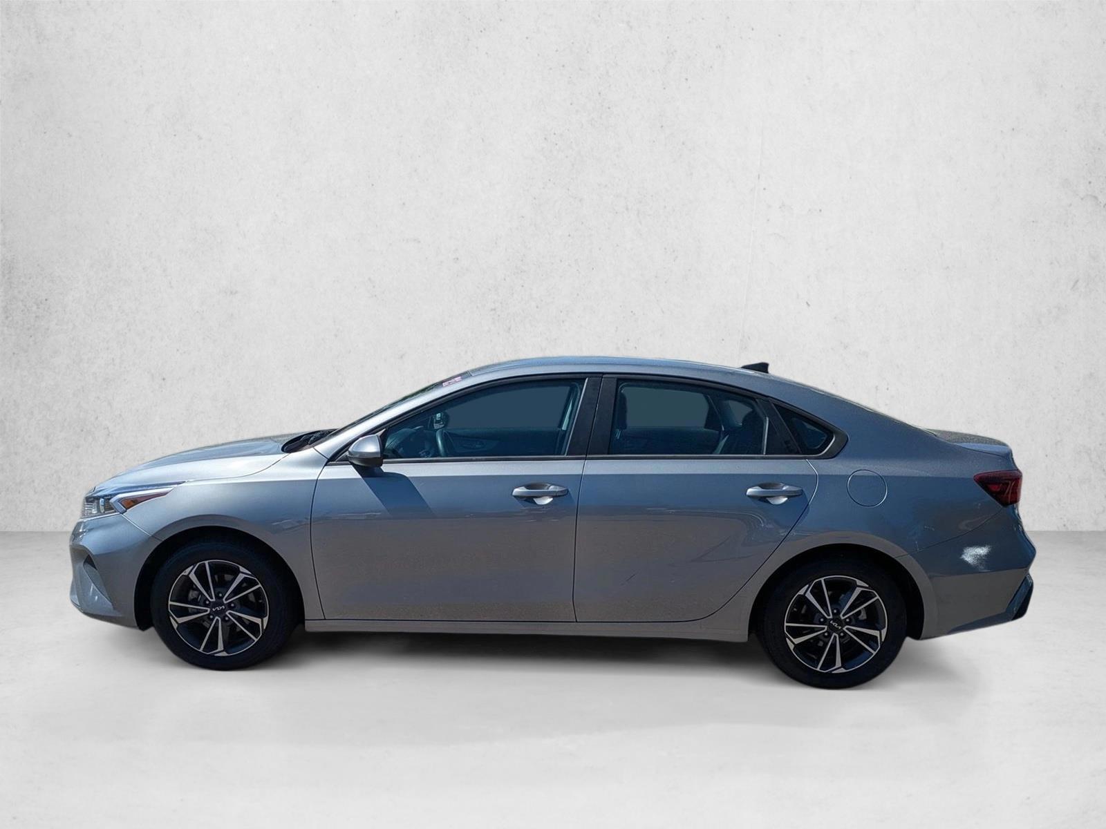 Thumbnail: 2023 Kia Forte - 2