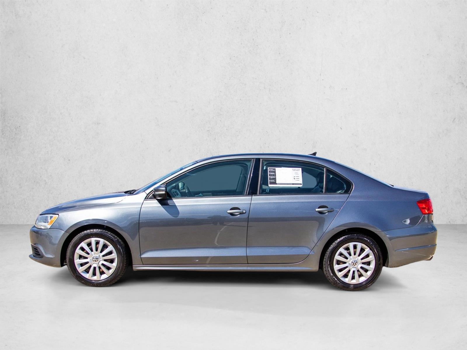 Thumbnail: 2014 Volkswagen Jetta - 2