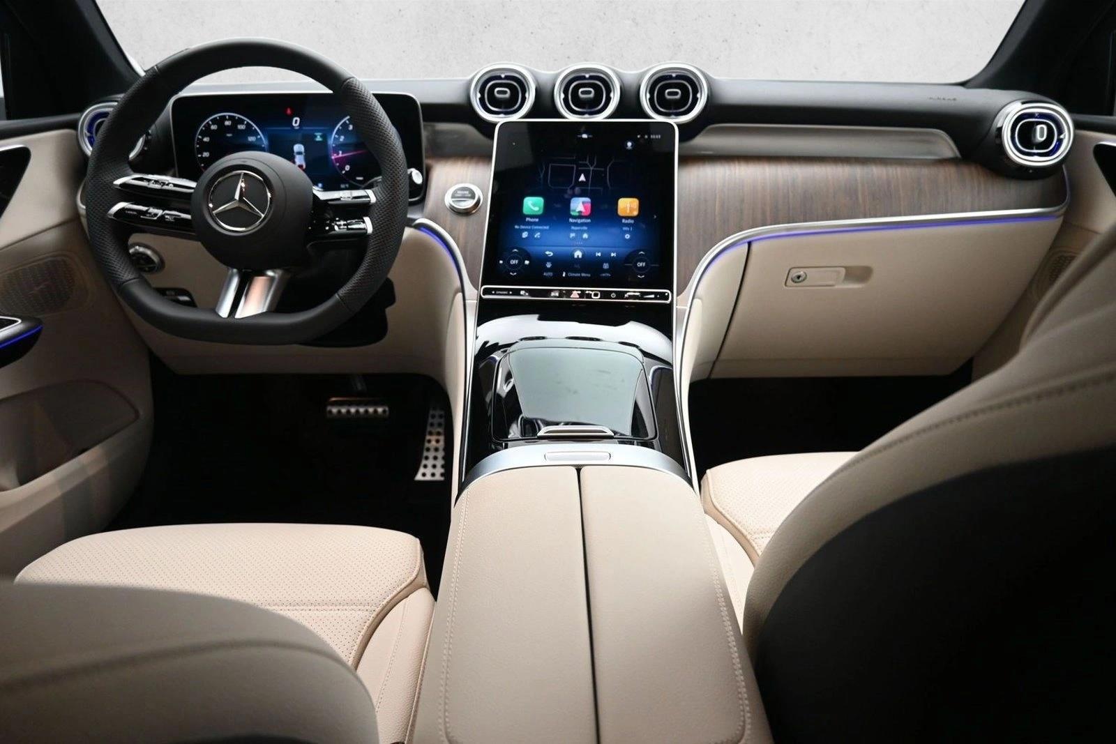 Thumbnail: 2027 Mercedes-Benz GLC - 4