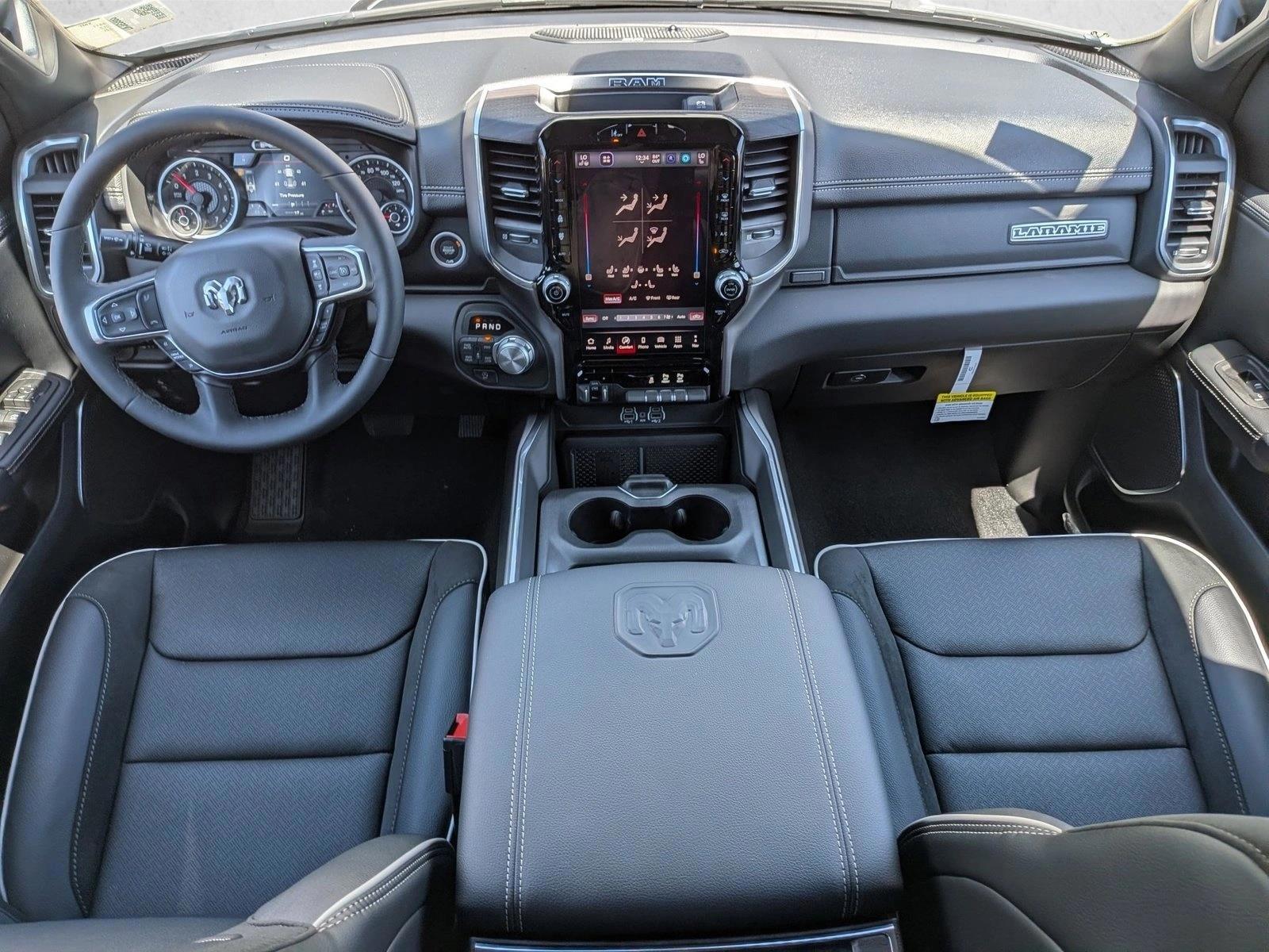 Thumbnail: 2026 RAM 1500 - 4