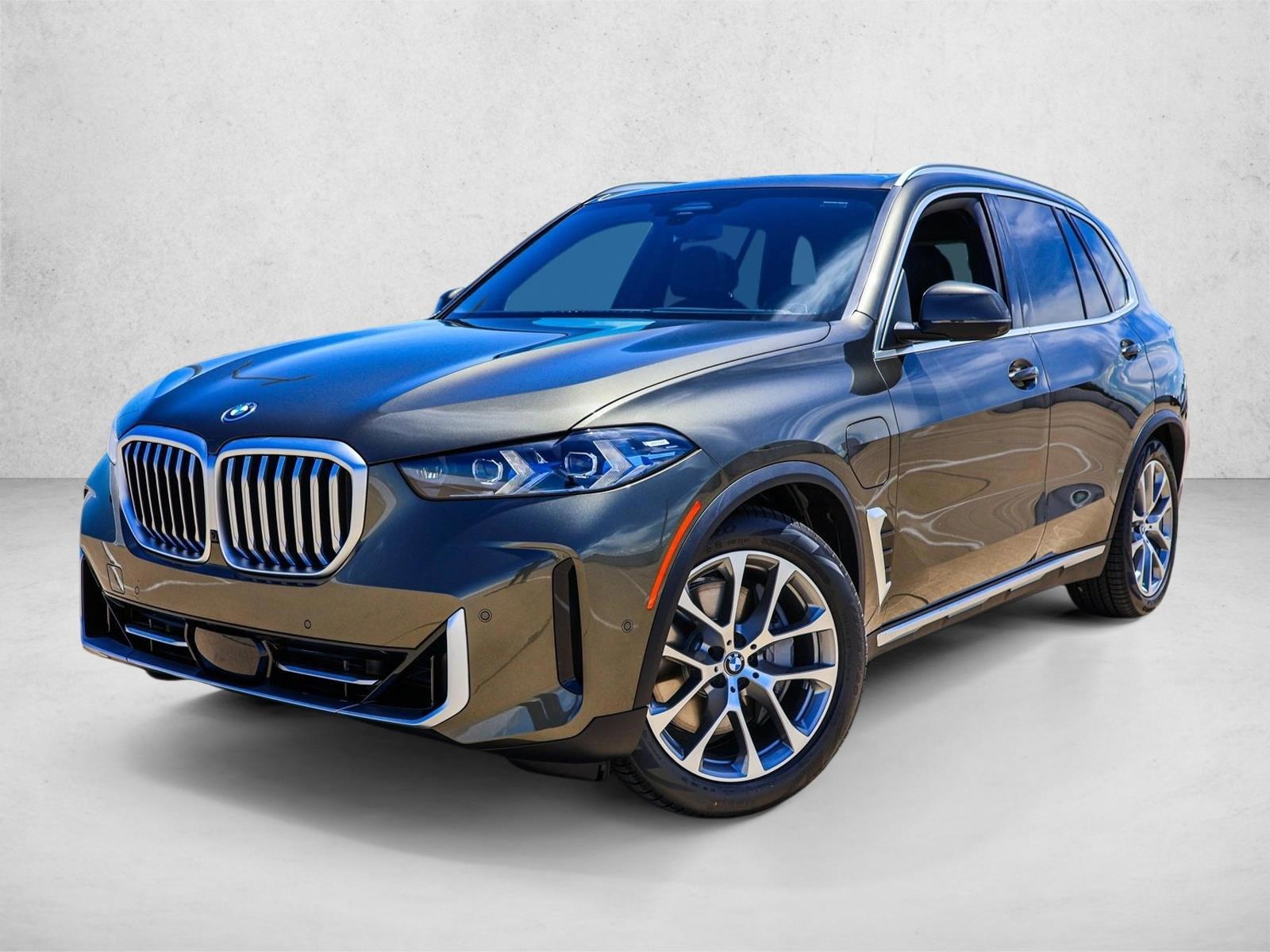 Thumbnail: 2026 BMW X5 - 1