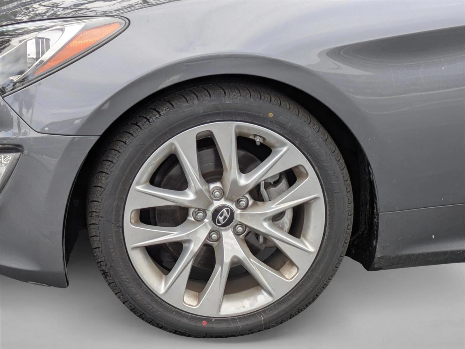 2016 Hyundai Genesis Coupe Base - Photo 14