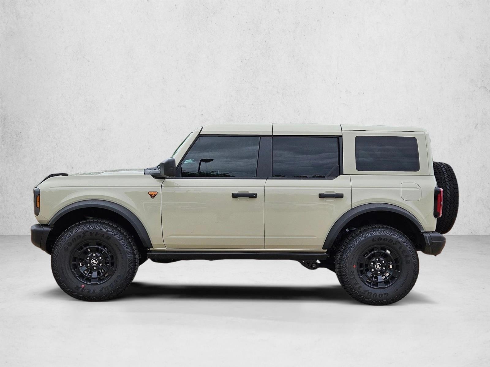 Thumbnail: 2026 Ford Bronco - 2