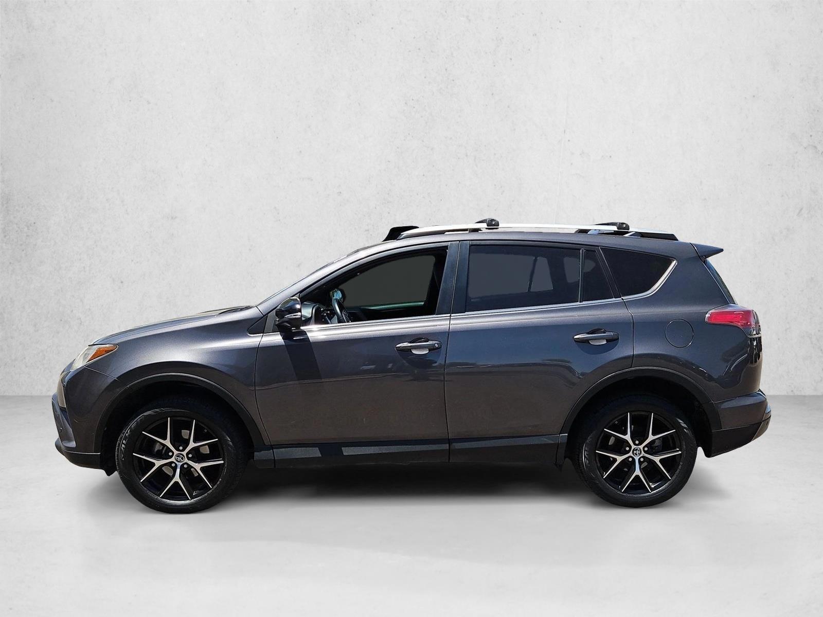 Thumbnail: 2016 Toyota RAV4 - 2