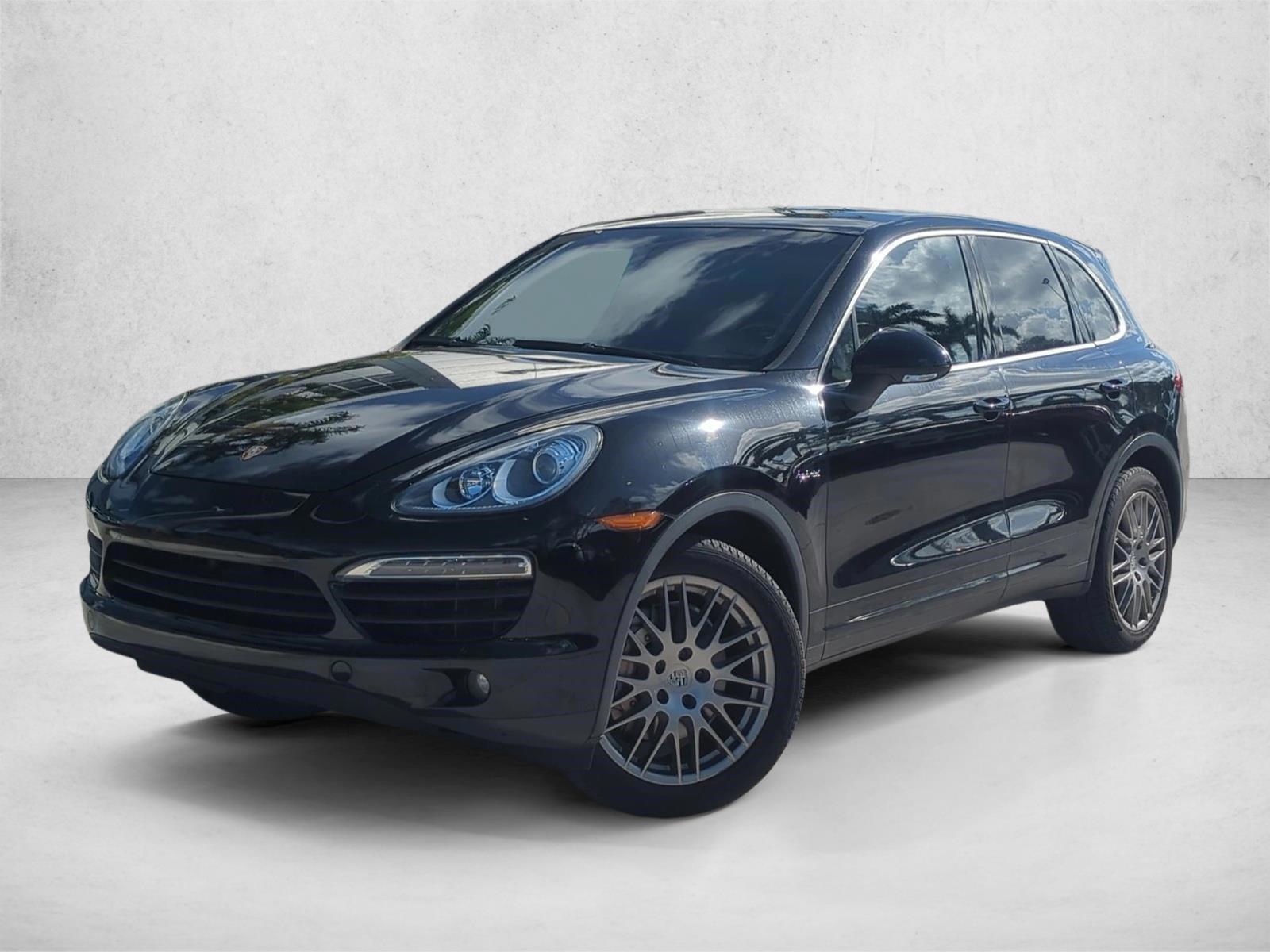 Thumbnail: 2012 Porsche Cayenne - 1