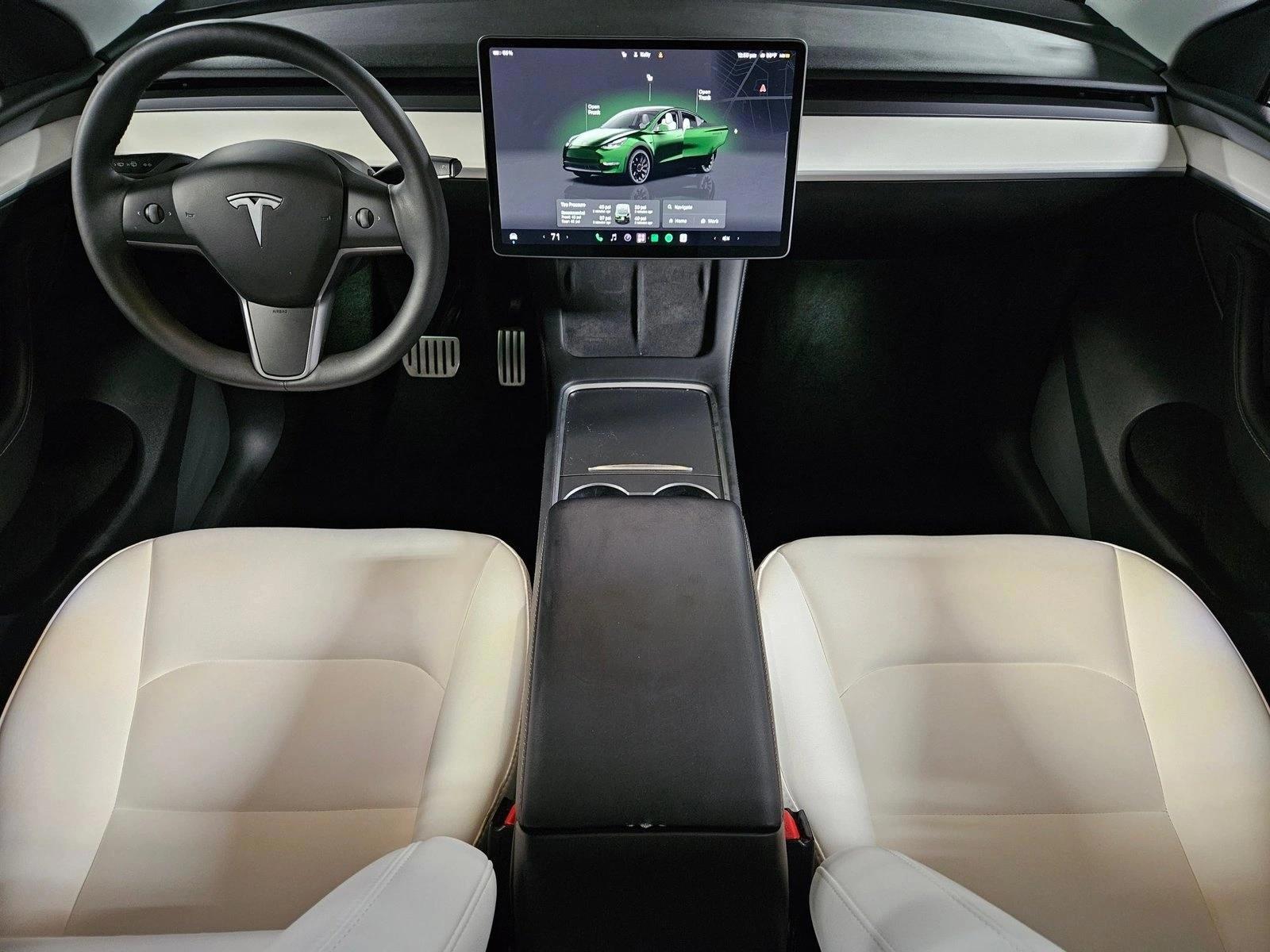 Thumbnail: 2023 Tesla Model Y - 3
