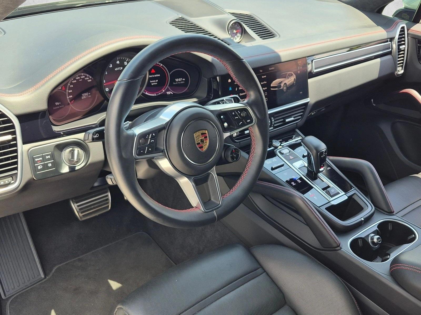 Thumbnail: 2023 Porsche Cayenne - 3