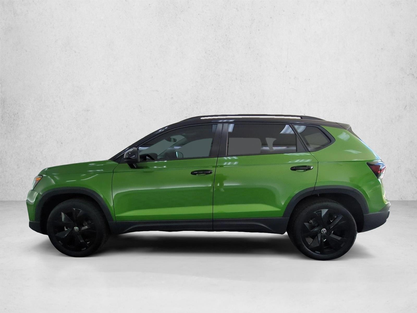 Thumbnail: 2025 Volkswagen Taos - 2