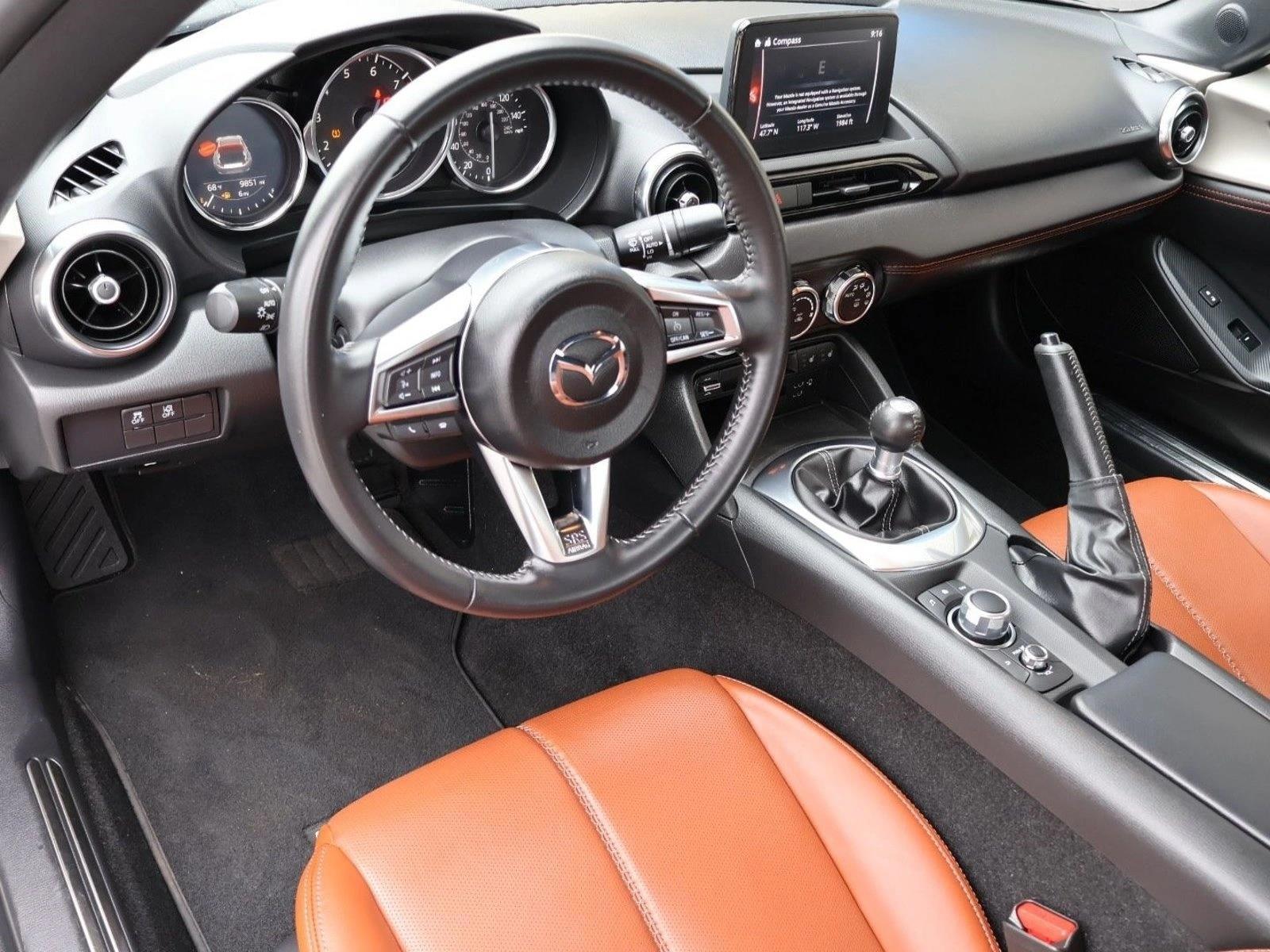 Thumbnail: 2022 Mazda MX-5 Miata - 4
